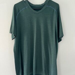 Lululemon Tee shirt